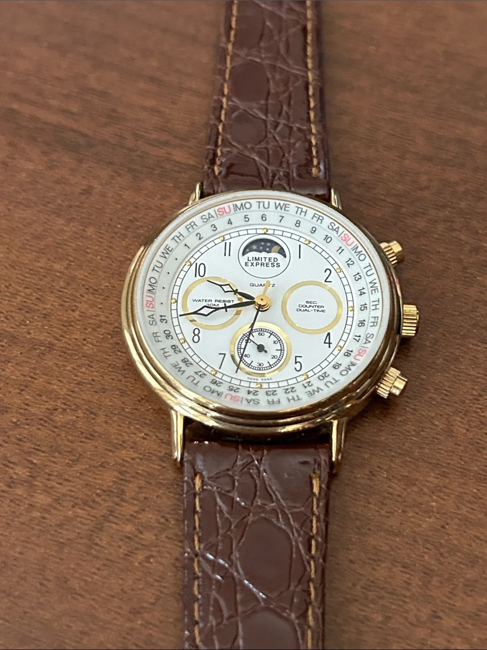 Vintage Limited Express Watch Quartz Movement, Moonphase Chronograph